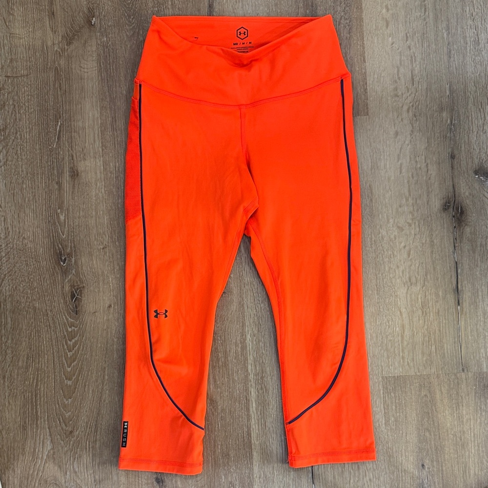 Under Armour Neon Orange Crop Leggings medium